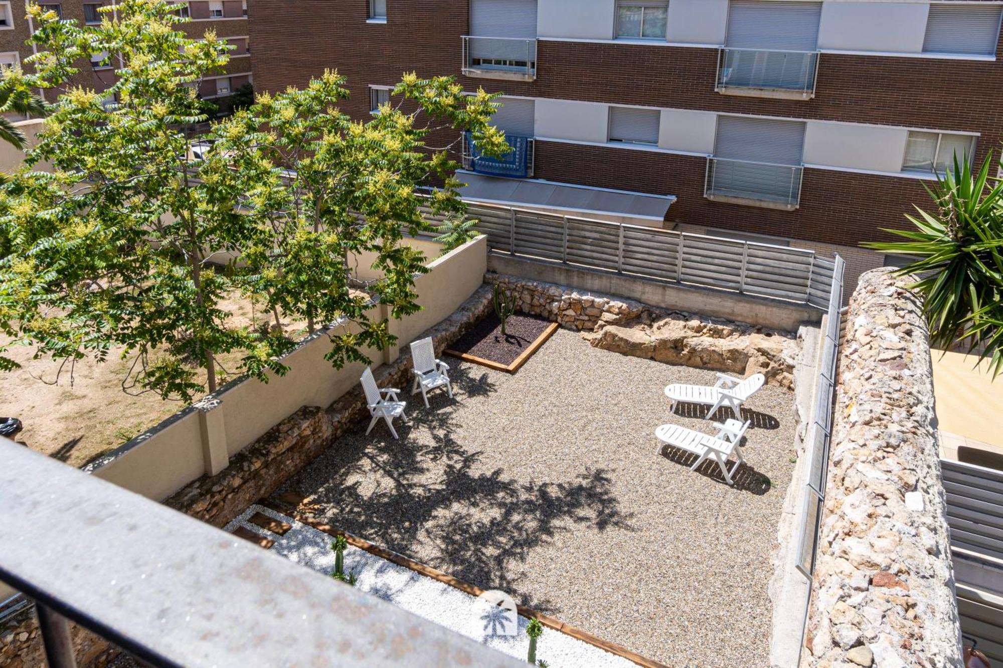 Mediterranean Way - Tarragona Central Apartments Room photo